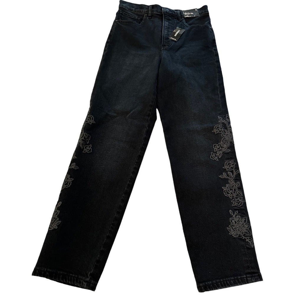 Express NWT Super High Rise Embroidered Mom Jeans